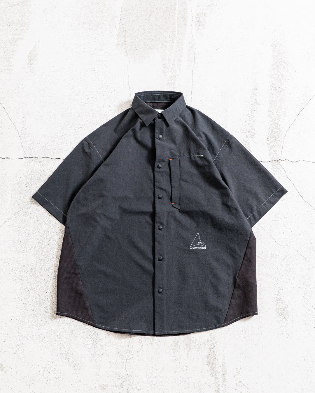【collabolation】ROA × and wander breathable shirt