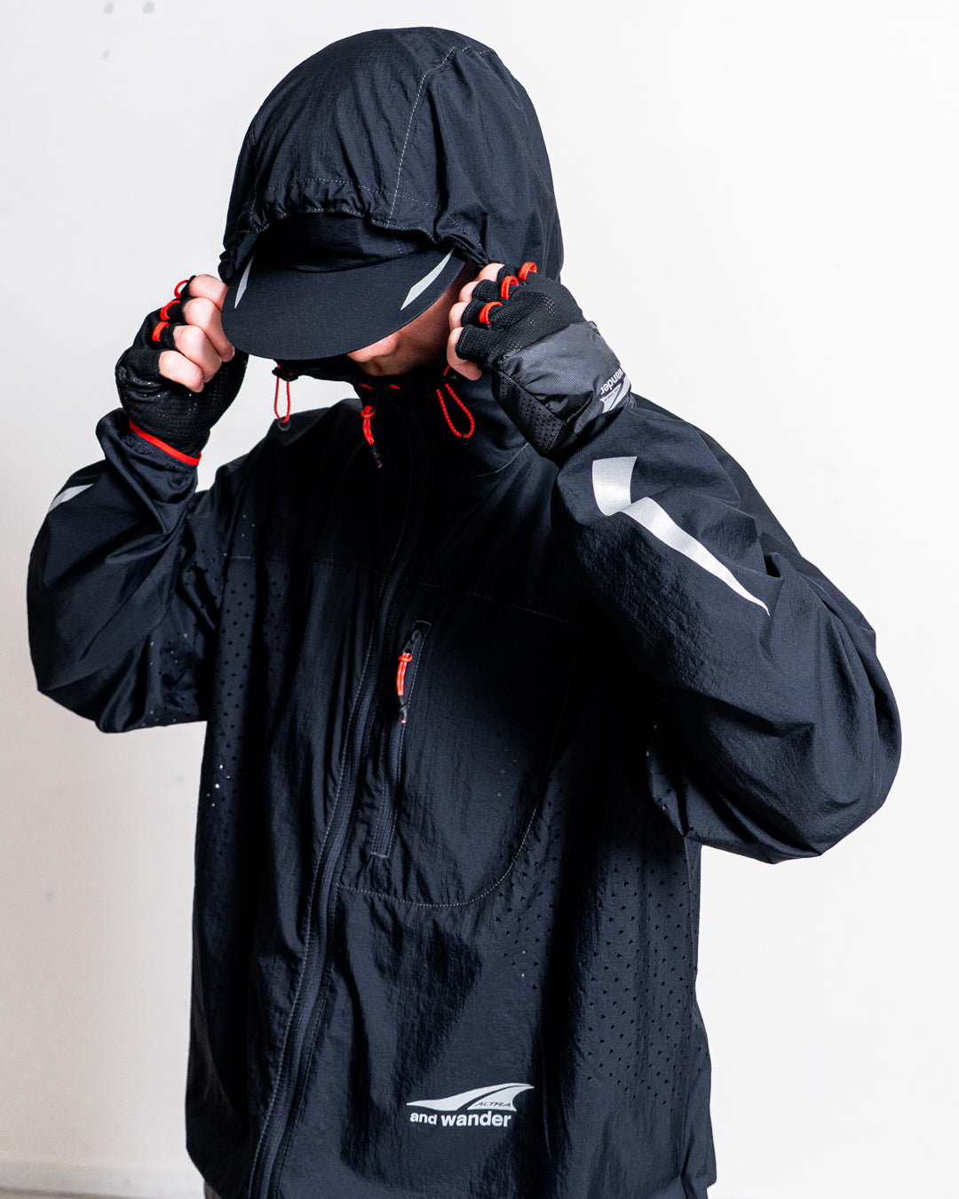 【collabolation】ALTRA × and wander ventilation wind jacket