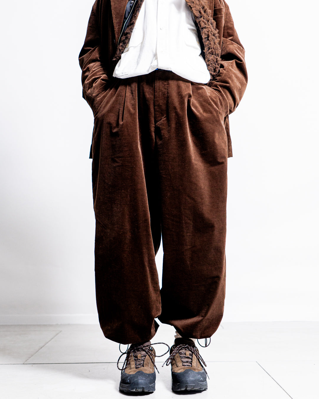 【10.3 sat 11:00 Release】FreshService (フレッシュサービス) AIR CORDUROY WIDE TROUSERS