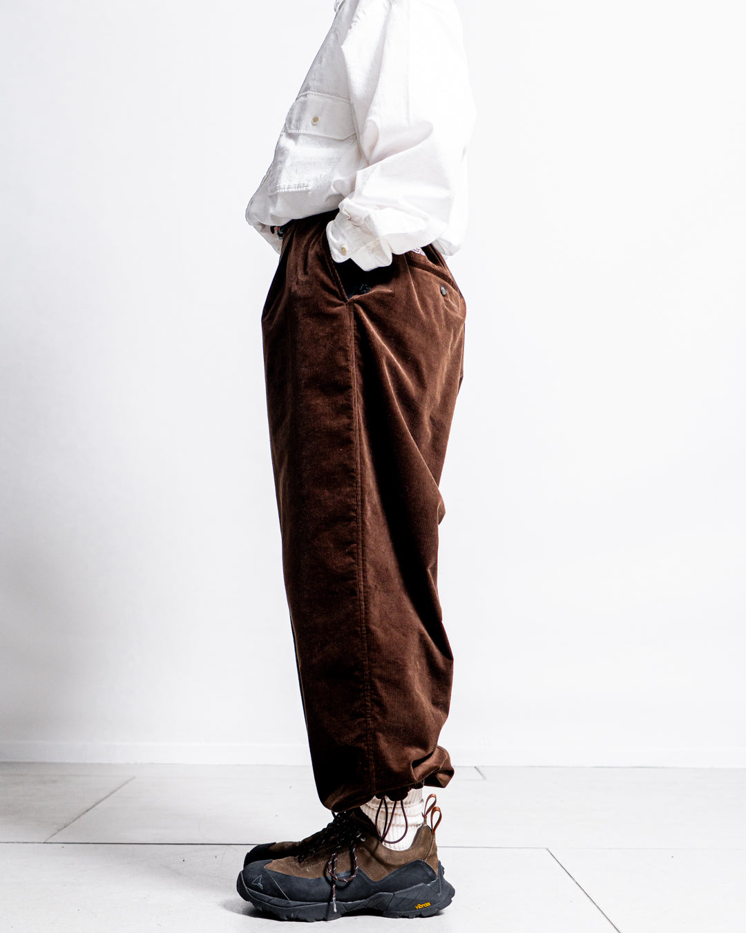 【10.3 sat 11:00 Release】FreshService (フレッシュサービス) AIR CORDUROY WIDE TROUSERS
