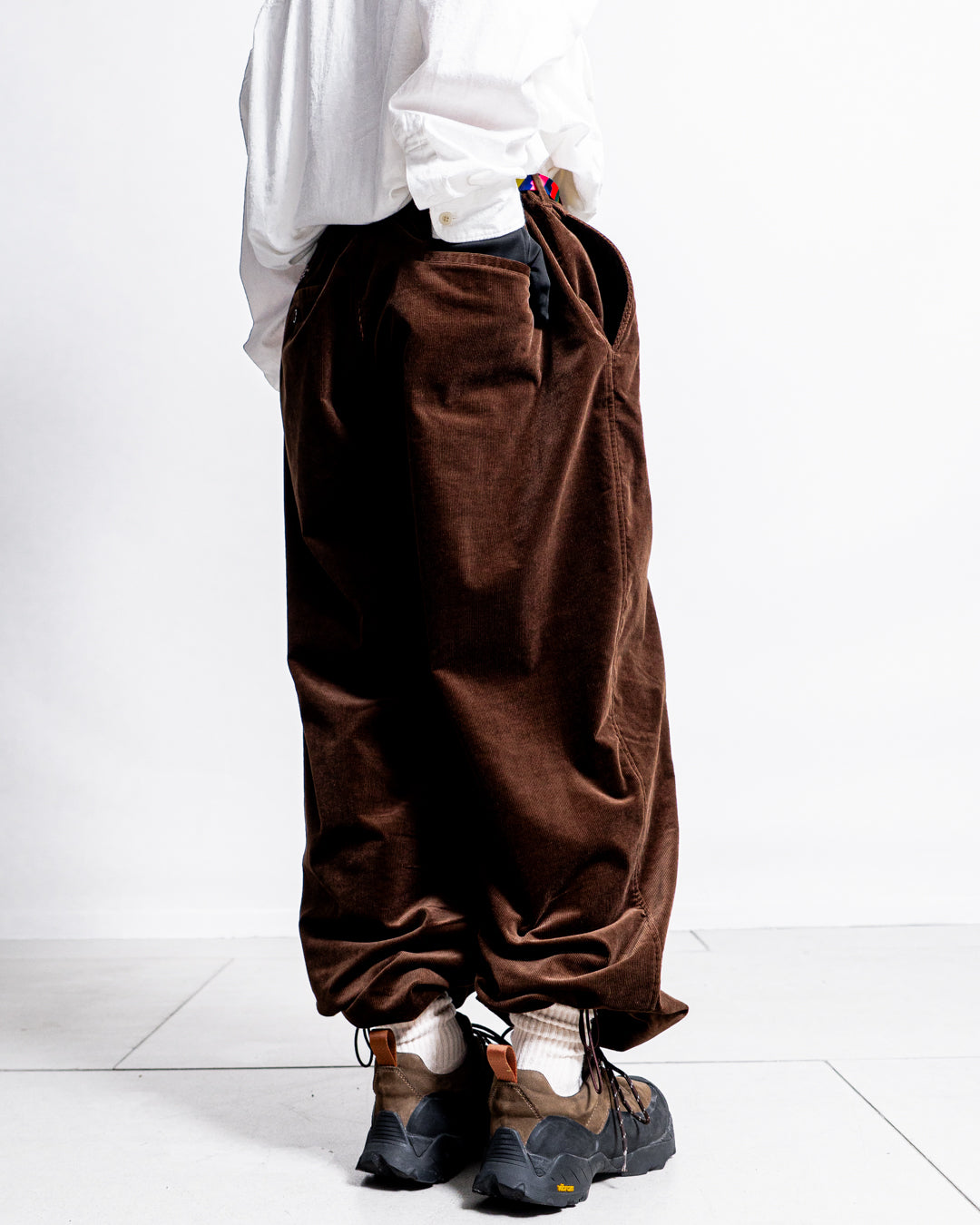 【10.3 sat 11:00 Release】FreshService (フレッシュサービス) AIR CORDUROY WIDE TROUSERS
