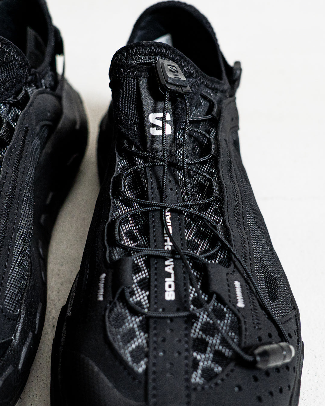 通販] SALOMON (サロモン) SOLAMPHIBIAN Black / Black / Alloy商品