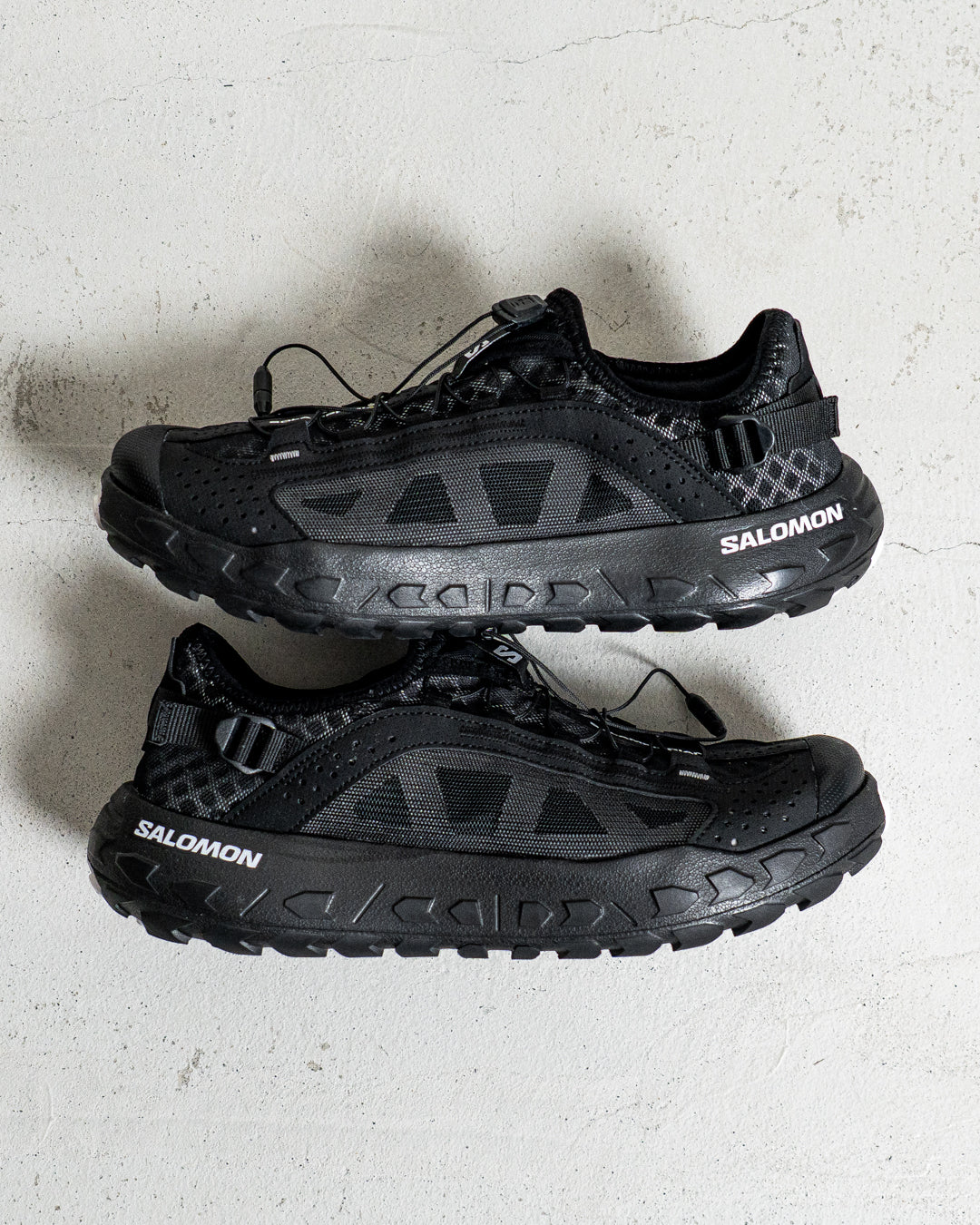 Online Shopping] SALOMON SOLAMPHIBIAN Black / Black / Alloy