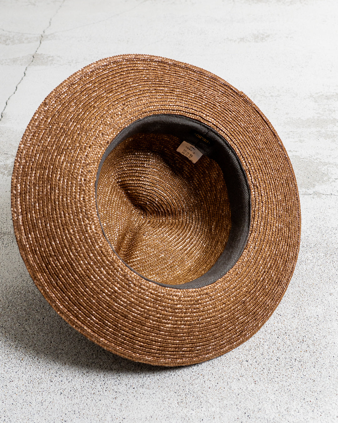 DECHO MUGI MOUNTAIN HAT