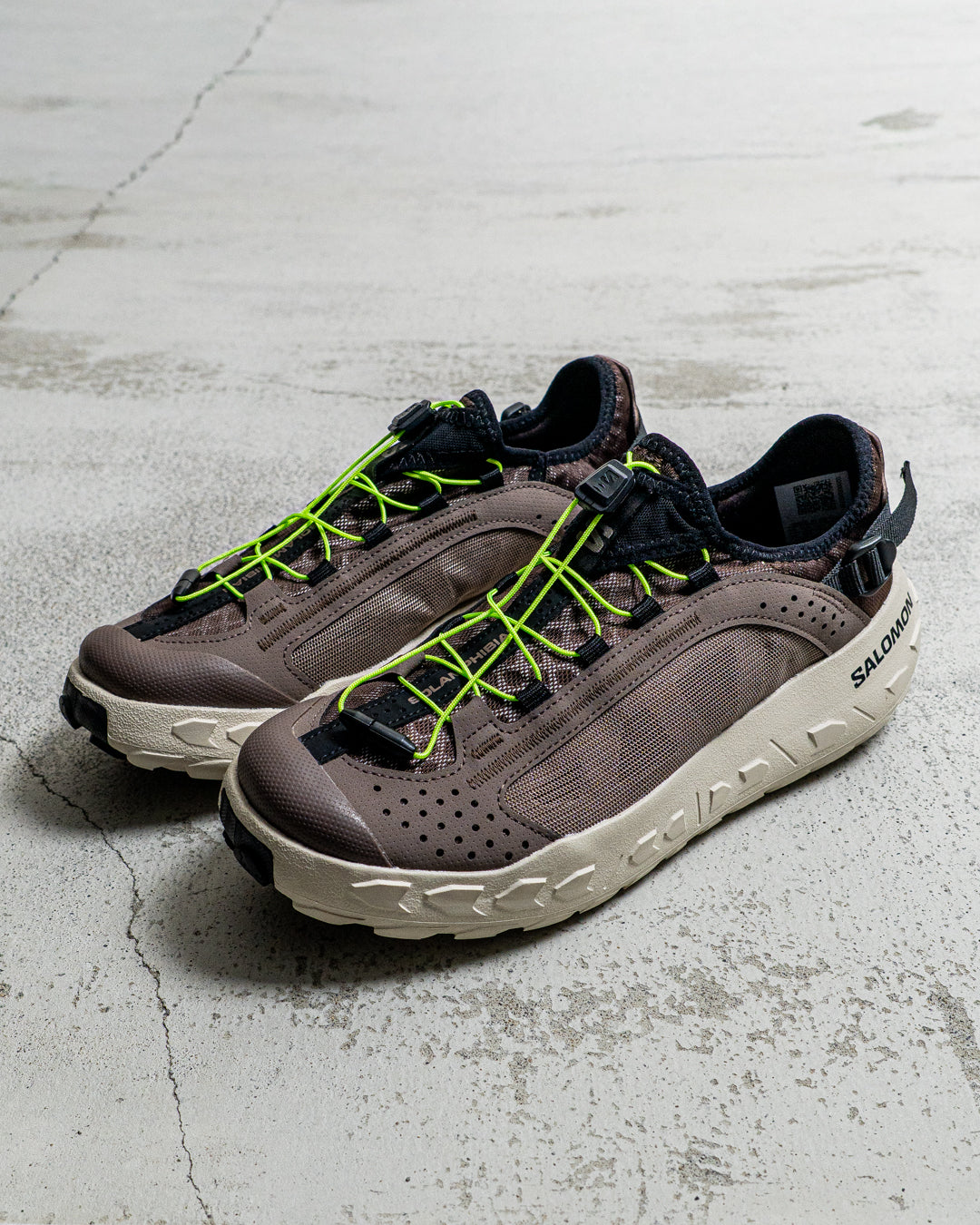 SALOMON SOLAMPHIBIAN Black Coffee / Iron / Rainy Day