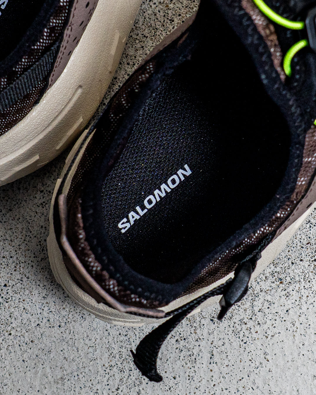 SALOMON SOLAMPHIBIAN Black Coffee / Iron / Rainy Day