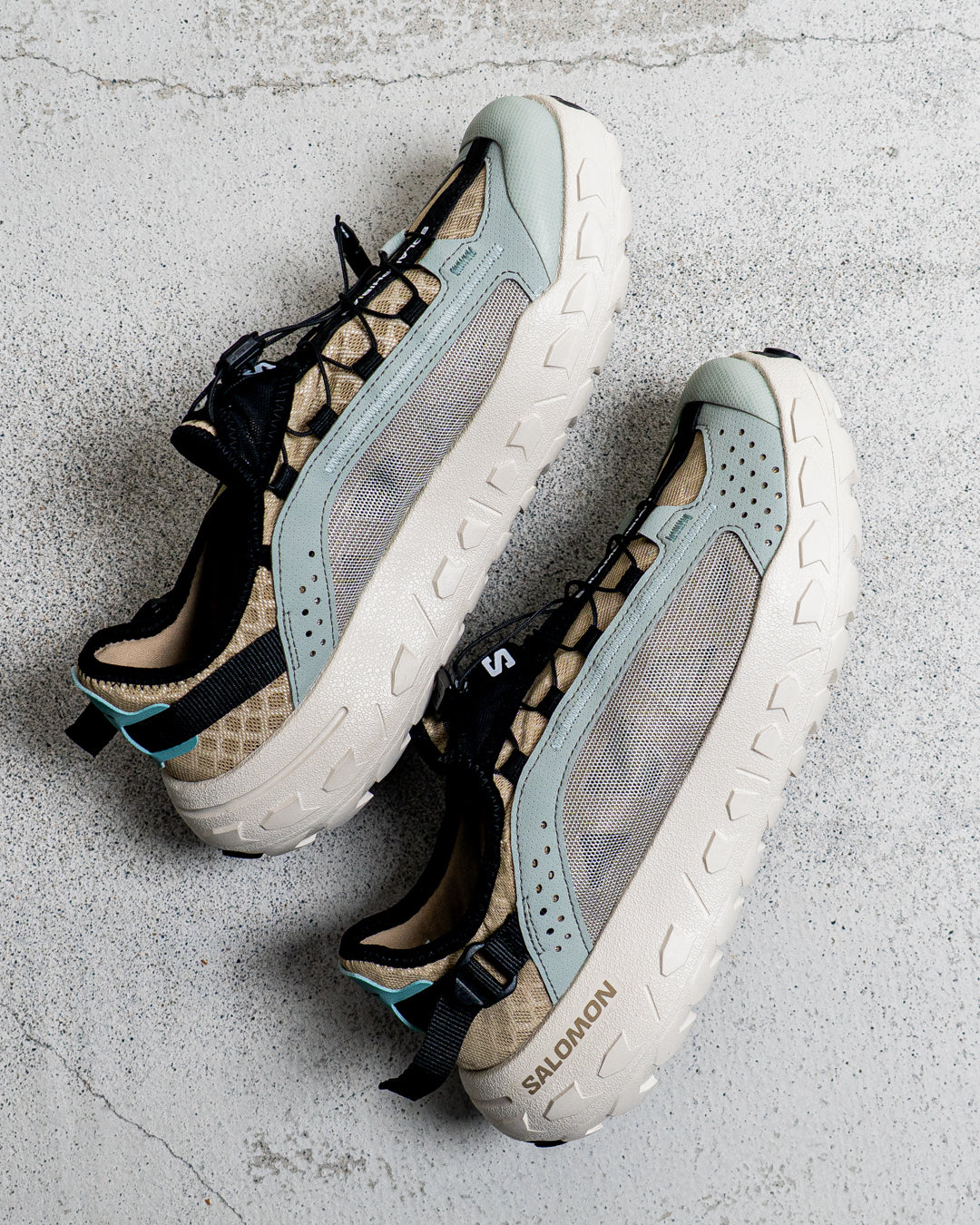 SALOMON SOLAMPHIBIAN Desert Tan / Wrought Iron / Clearly Aqua