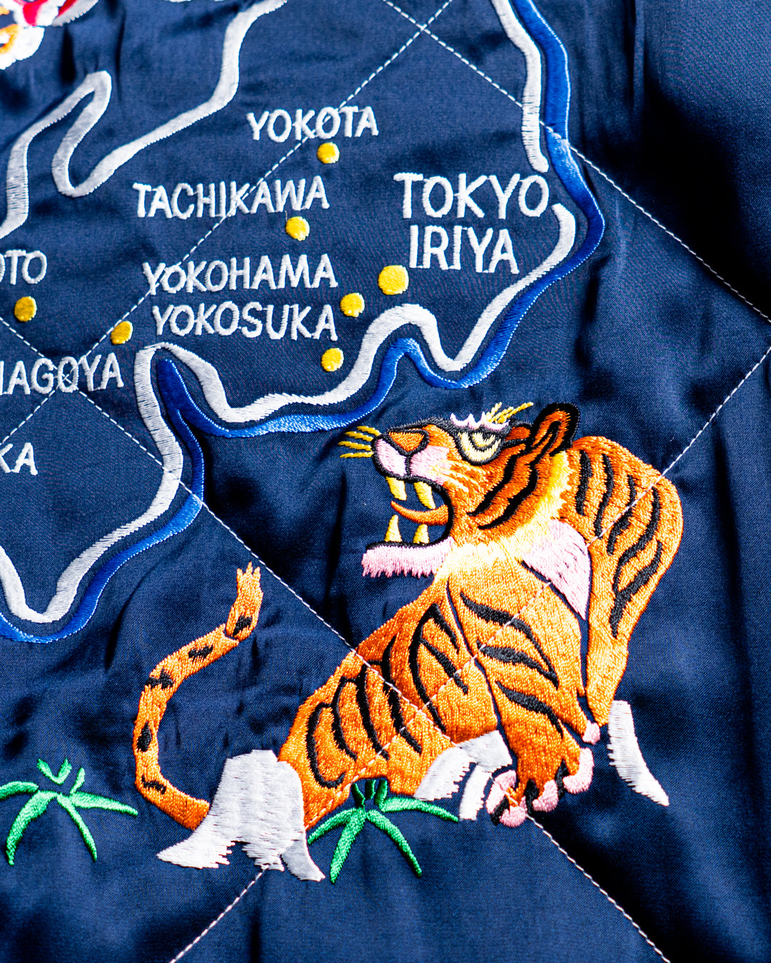【Reversible item】CMF OUTDOOR GARMENT SKA JK COEXIST BRIGHT