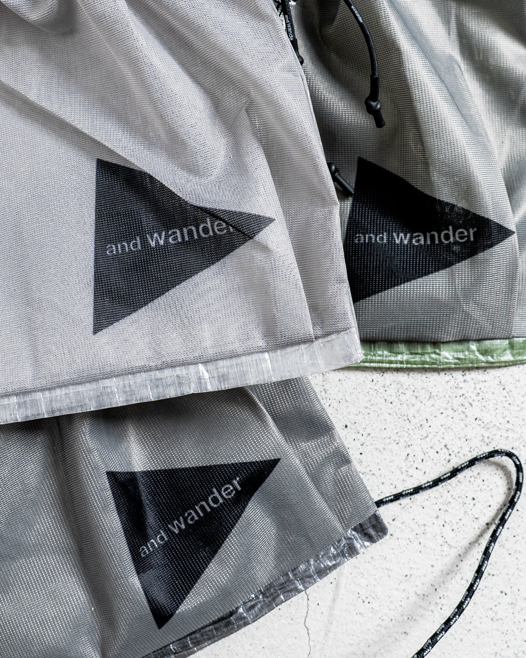 and wander UL sacoche with Dyneema