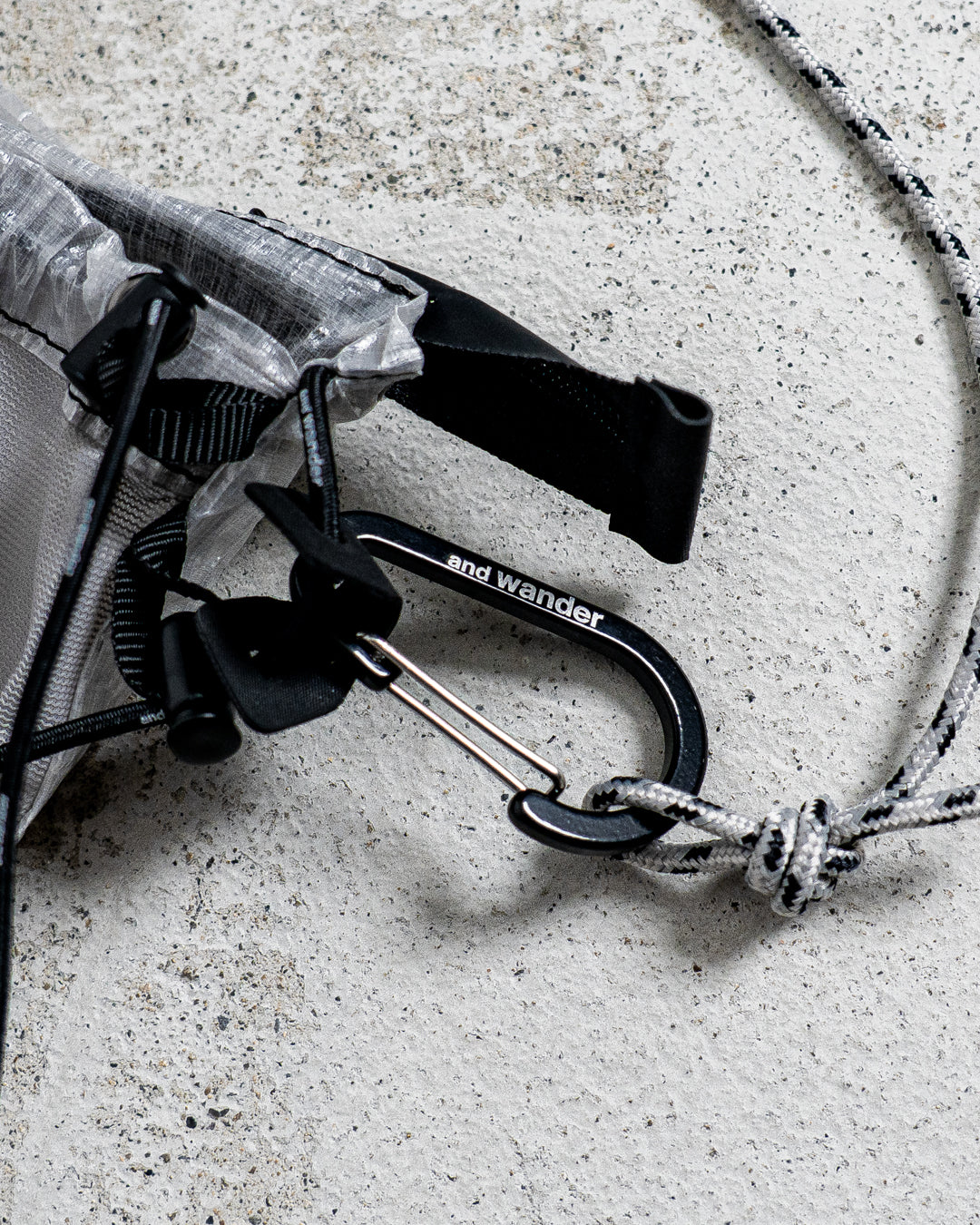 and wander UL sacoche with Dyneema