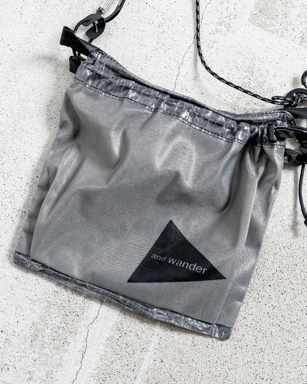 and wander UL sacoche with Dyneema
