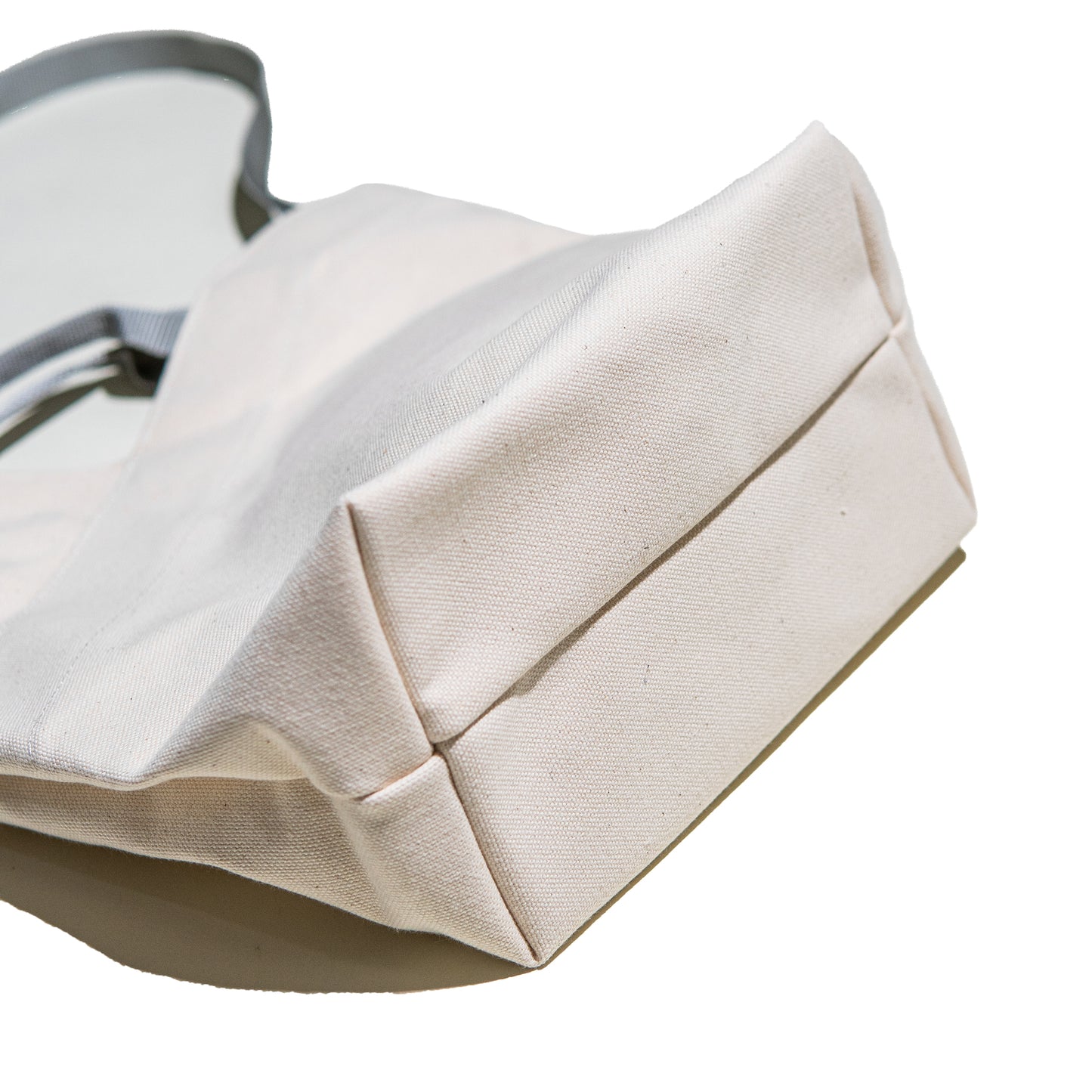 "yorozu MINI TOTE" AVAILABLE IN AVARIETY OF MATERIALS