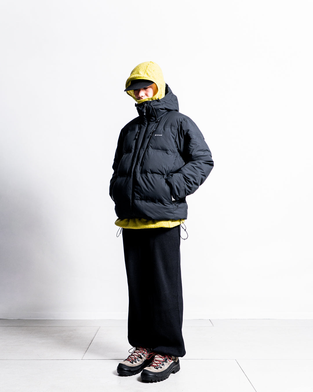 snow peak Seamless Hooded Down Jacket