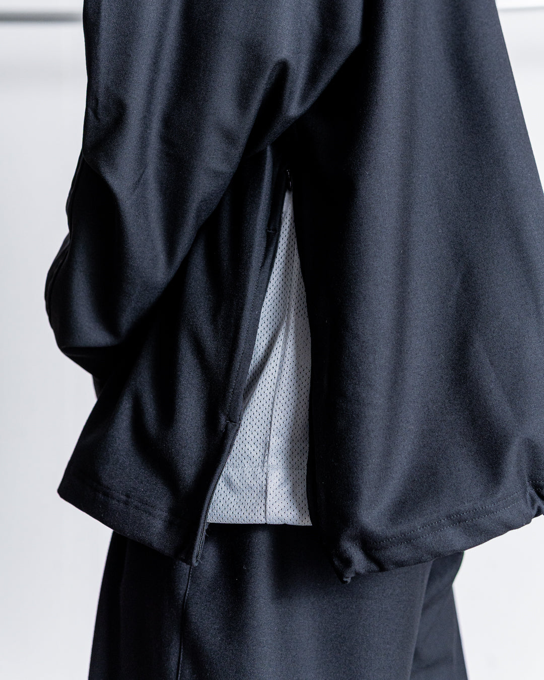 UNTRACE TPO Smock L/S _152