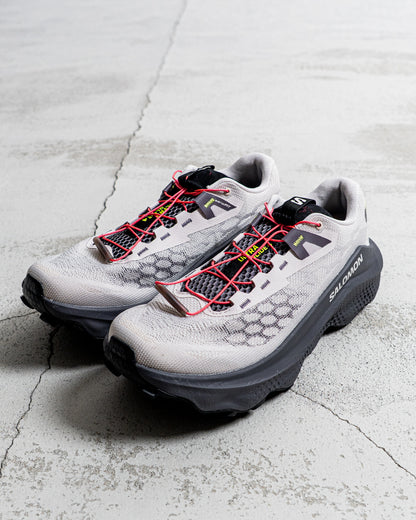 SALOMON ULTRA GLIDE 4 / Lilac Ash / Excalibur / Pink Yarrow