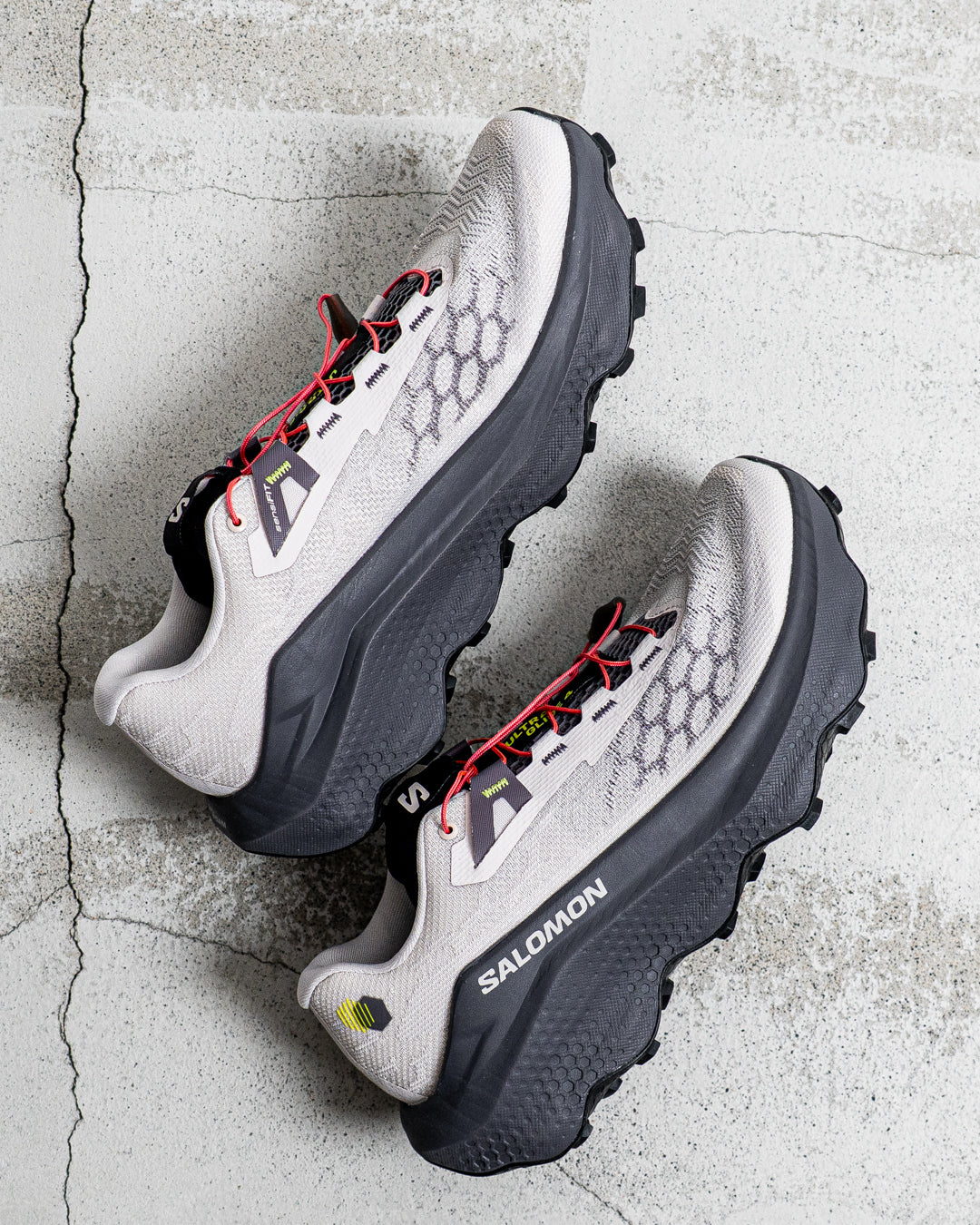 SALOMON ULTRA GLIDE 4 / Lilac Ash / Excalibur / Pink Yarrow