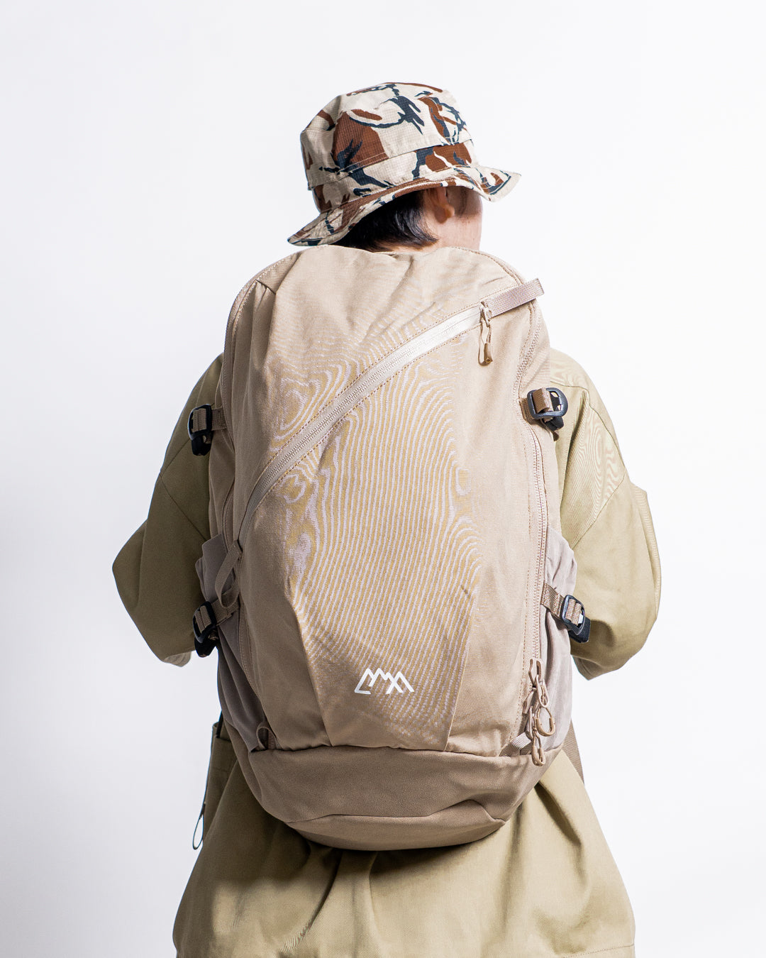 CMF OUTDOOR GARMENT BACKPACKERZ 32 CORDURA BALLISTIC NYLON & SMOOTH NYLON