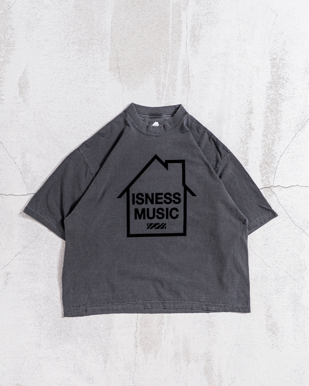 ISNESS MUSIC LOGO T-SHIRT FT