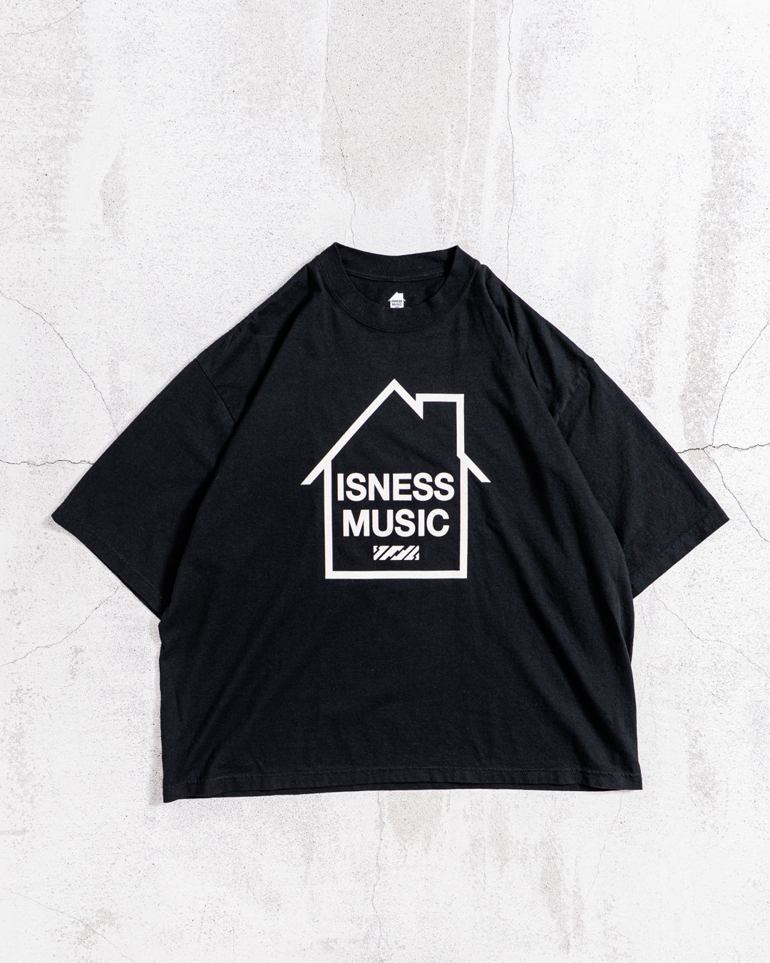 ISNESS MUSIC LOGO T-SHIRT FT