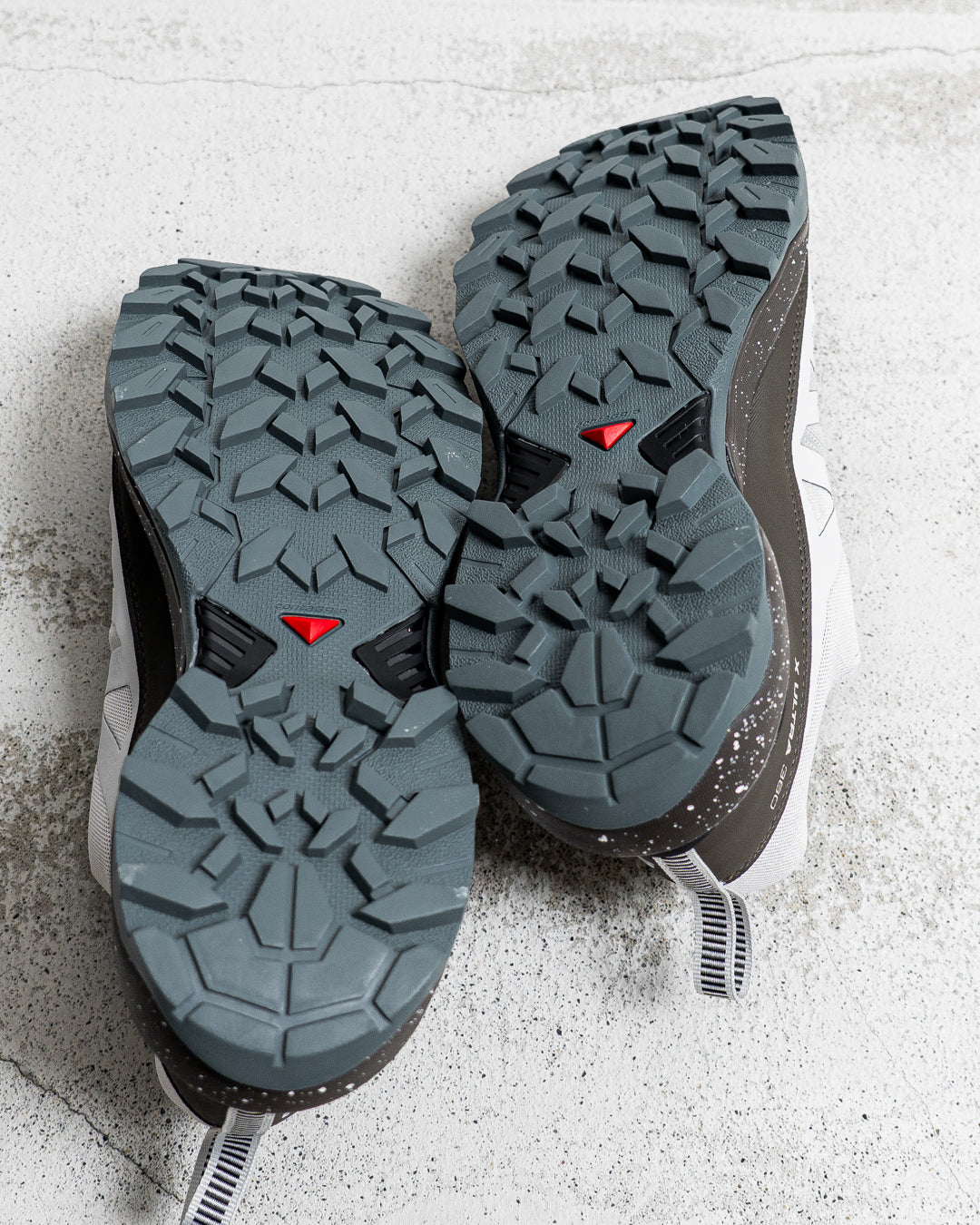SALOMON X ULTRA 360 GORE-TEX GORAIKO