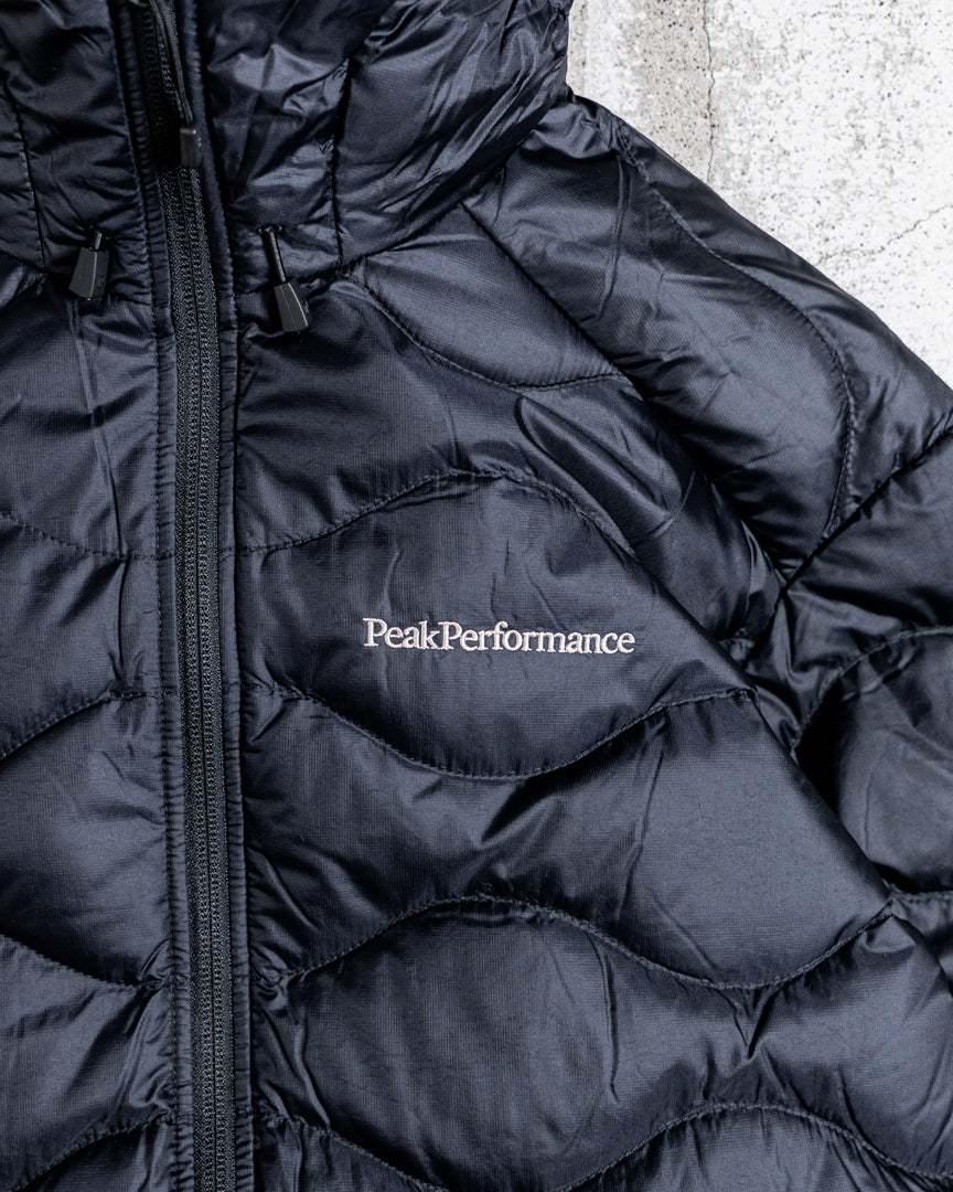 Peak Performance  Helium Down Hood Jacket