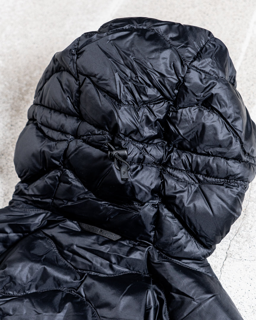 Peak Performance  Helium Down Hood Jacket