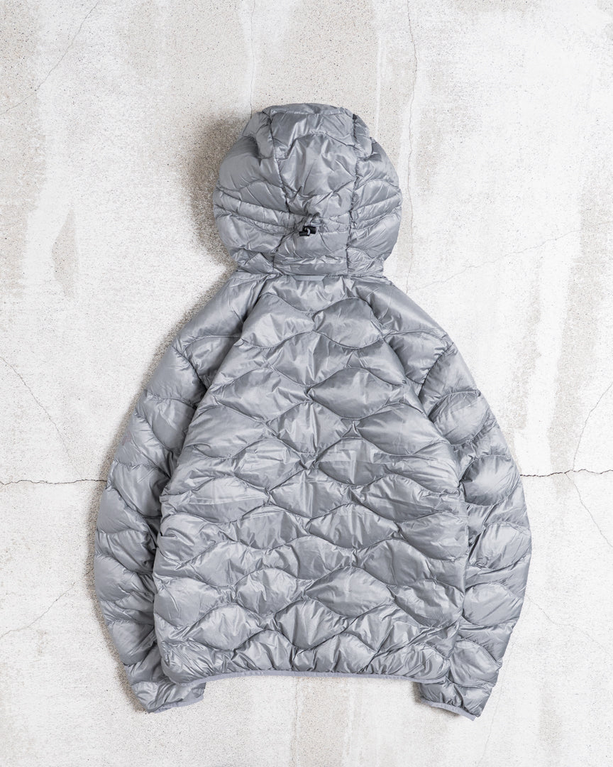 Peak Performance  Helium Down Hood Jacket