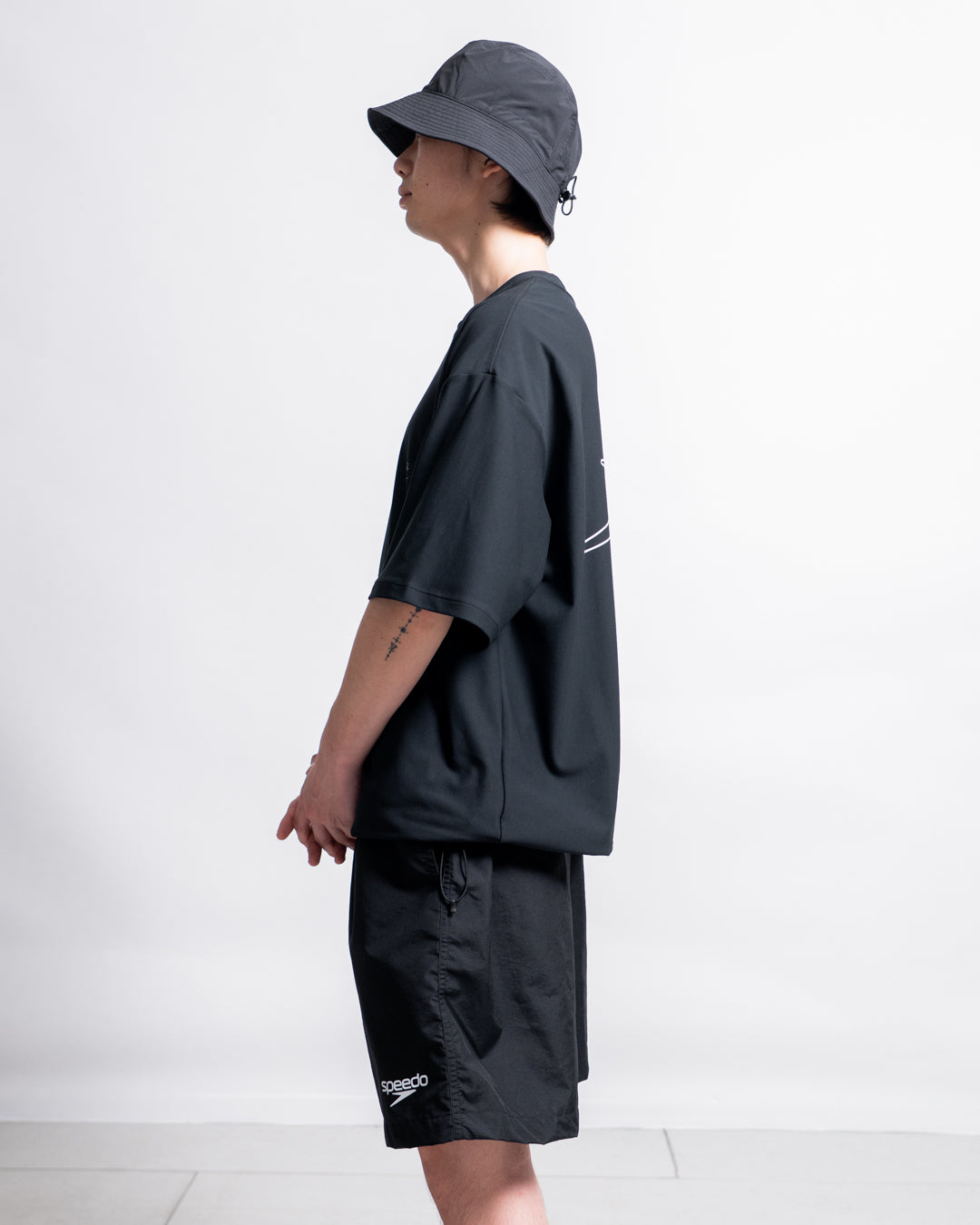 【Hybrid Tee / 水陸両用】Speedo (スピード) STAY FIT RASH GUARD CORD TEE