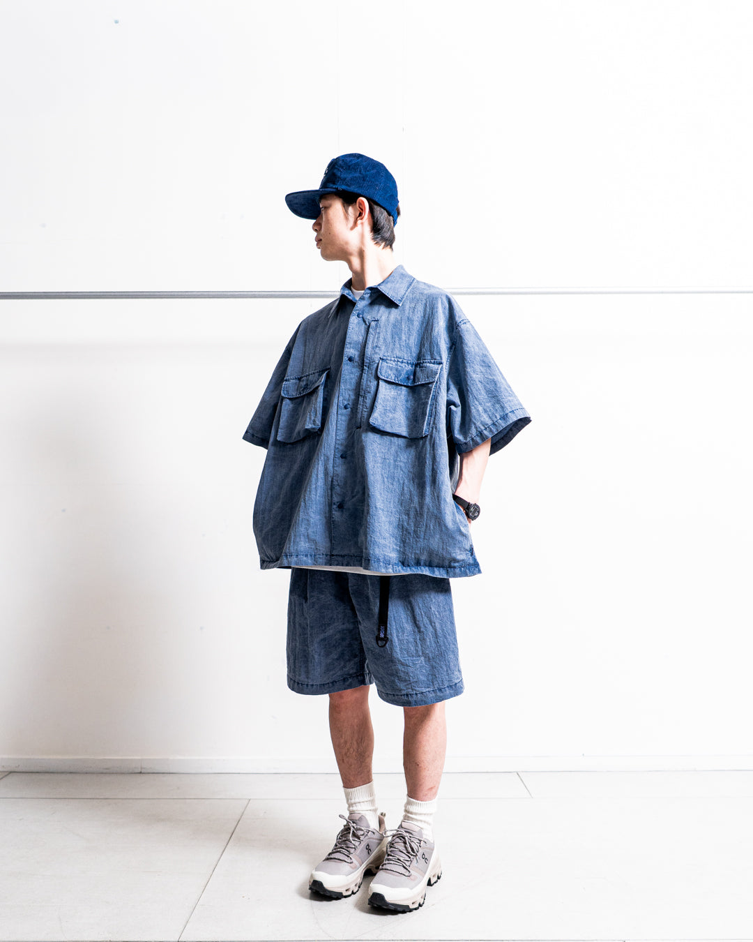 is-ness Pigment-Dyed Short-Sleeve Shirt