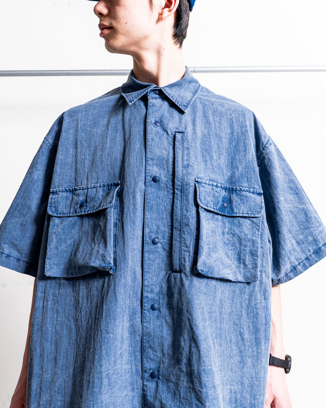 is-ness Pigment-Dyed Short-Sleeve Shirt