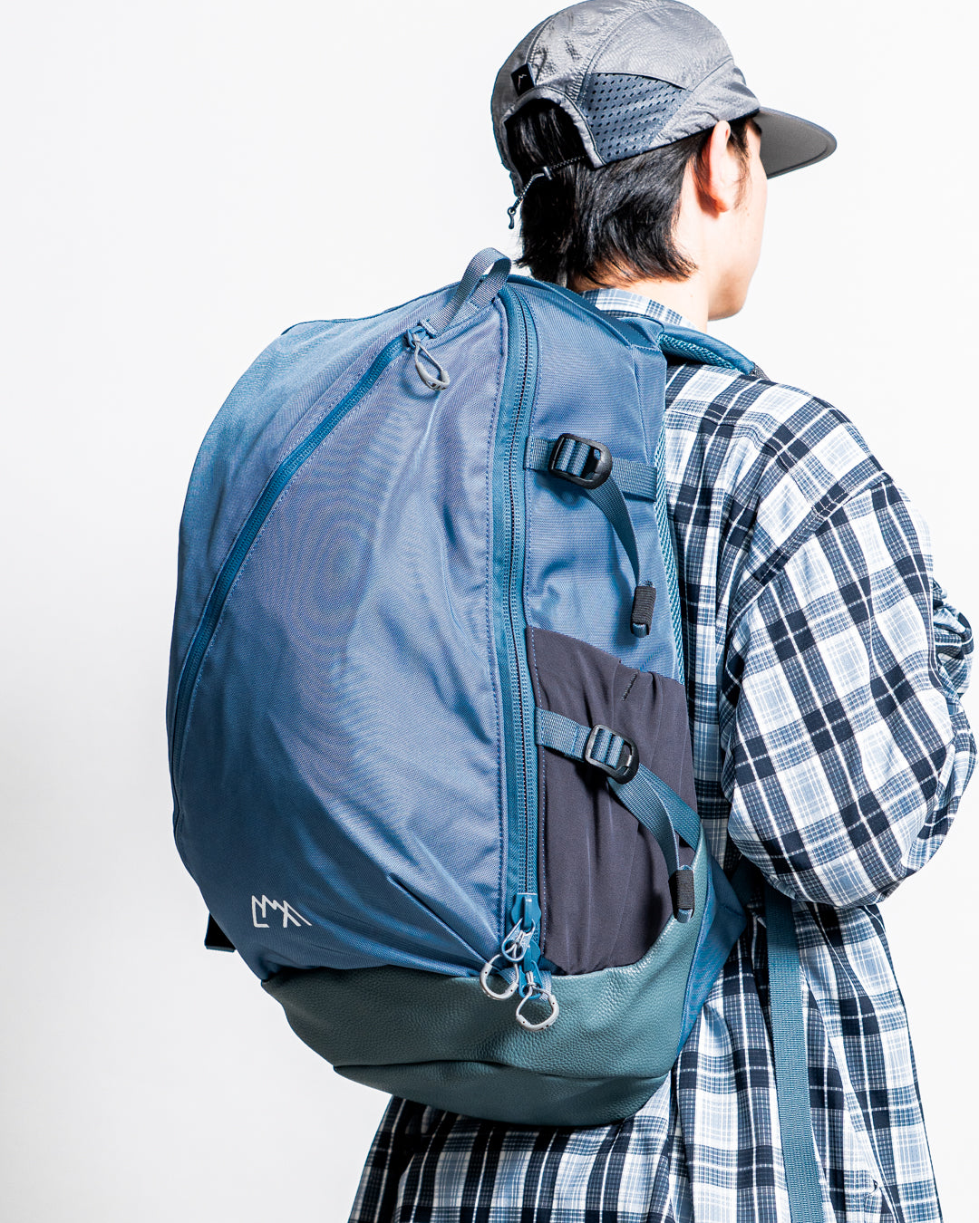 CMF OUTDOOR GARMENT BACKPACKERZ 32 CORDURA BALLISTIC NYLON & SMOOTH NYLON