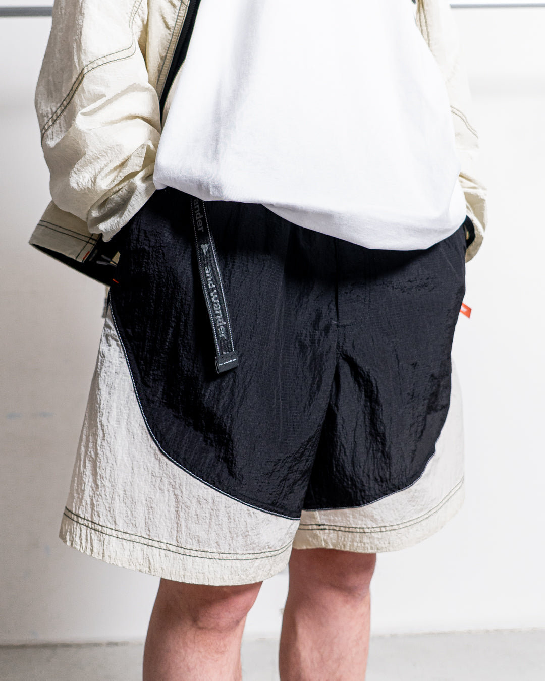 【collabolation】ROA × and wander ripstop wind short pants