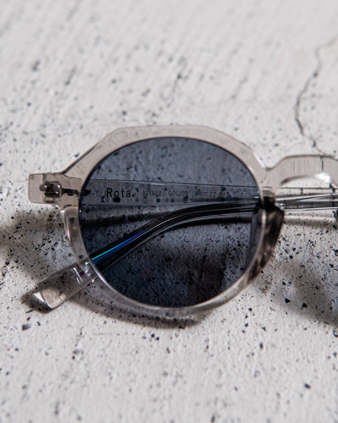 OWL MILS Rota : CLEAR WHITE / PURPLE GREY