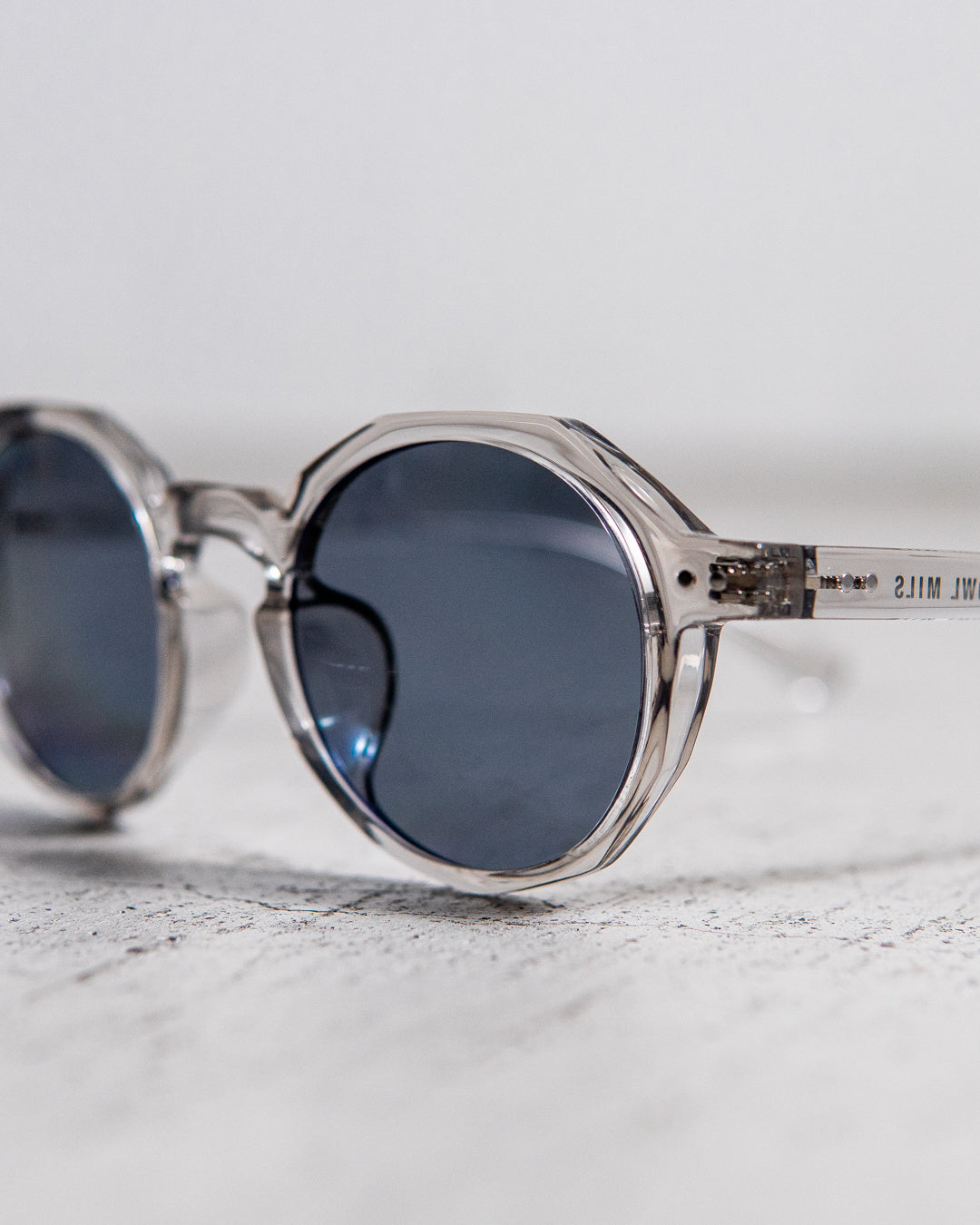 OWL MILS Rota : CLEAR WHITE / PURPLE GREY