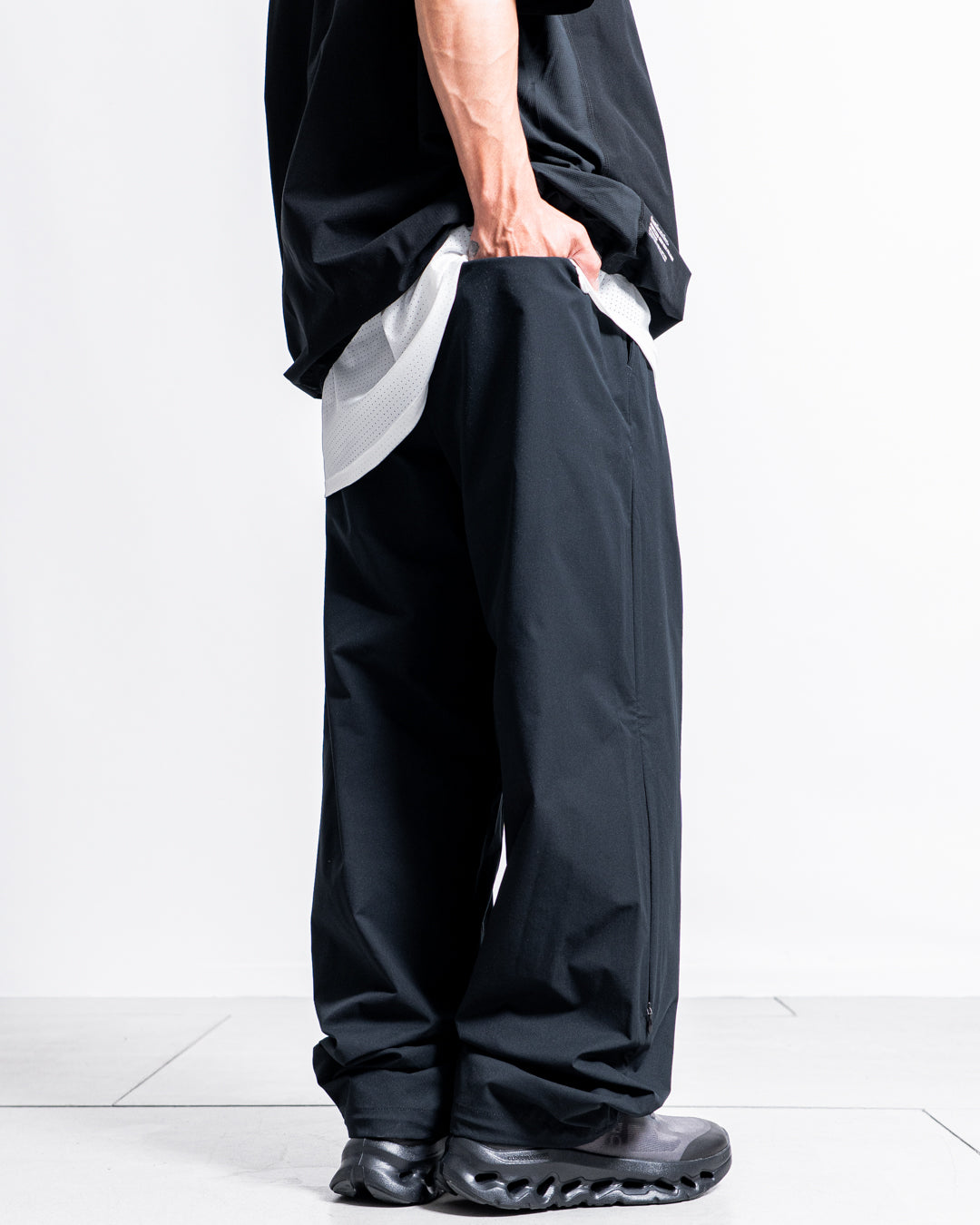 FreshService (フレッシュサービス) MOTION LAYER EASY PANTS