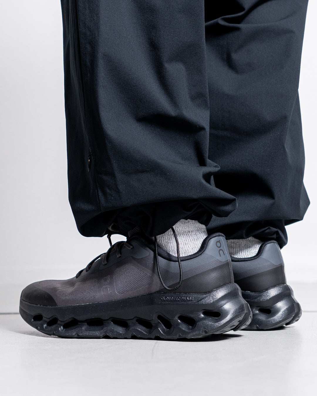FreshService (フレッシュサービス) MOTION LAYER EASY PANTS