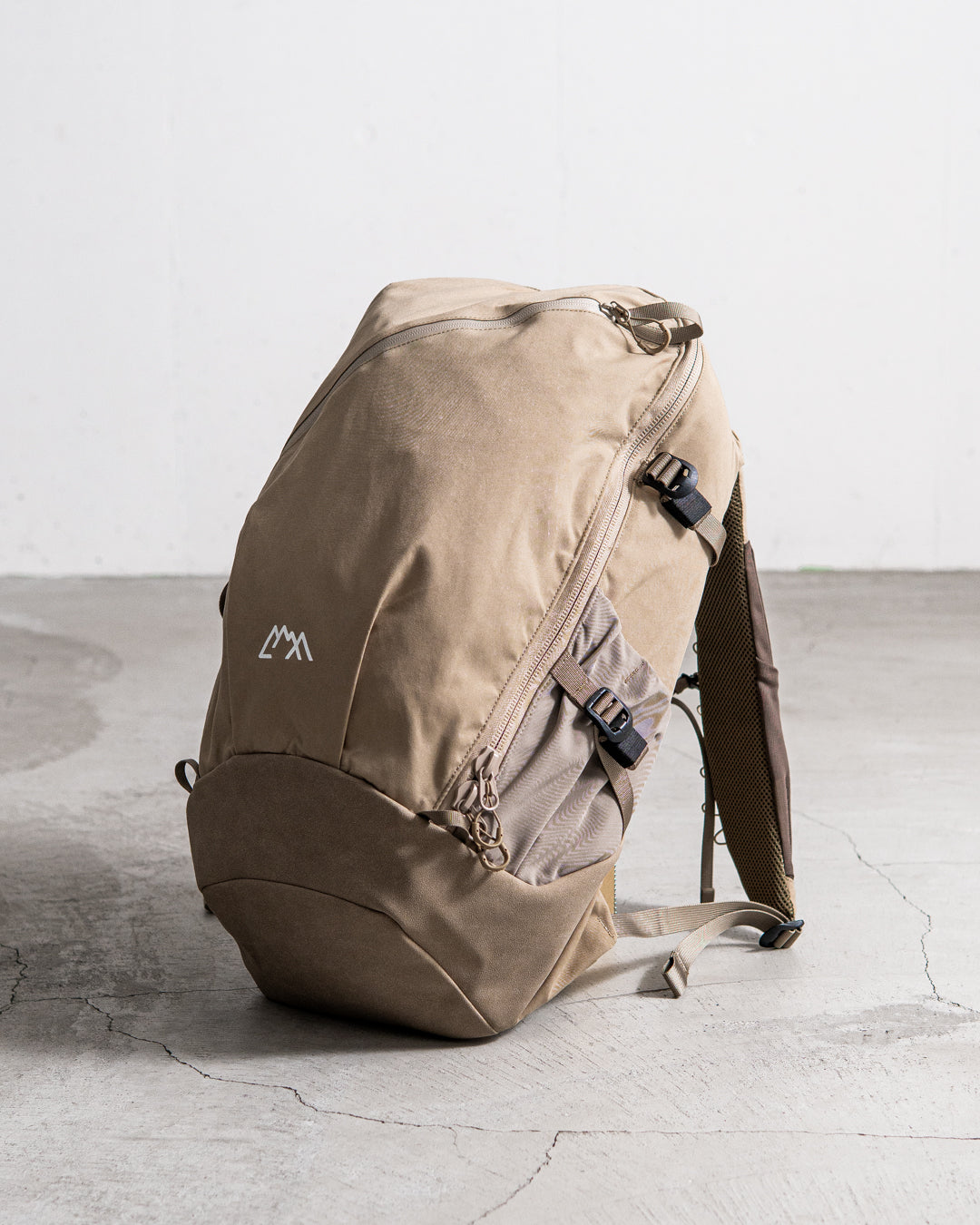 CMF OUTDOOR GARMENT BACKPACKERZ 32 CORDURA BALLISTIC NYLON & SMOOTH NYLON