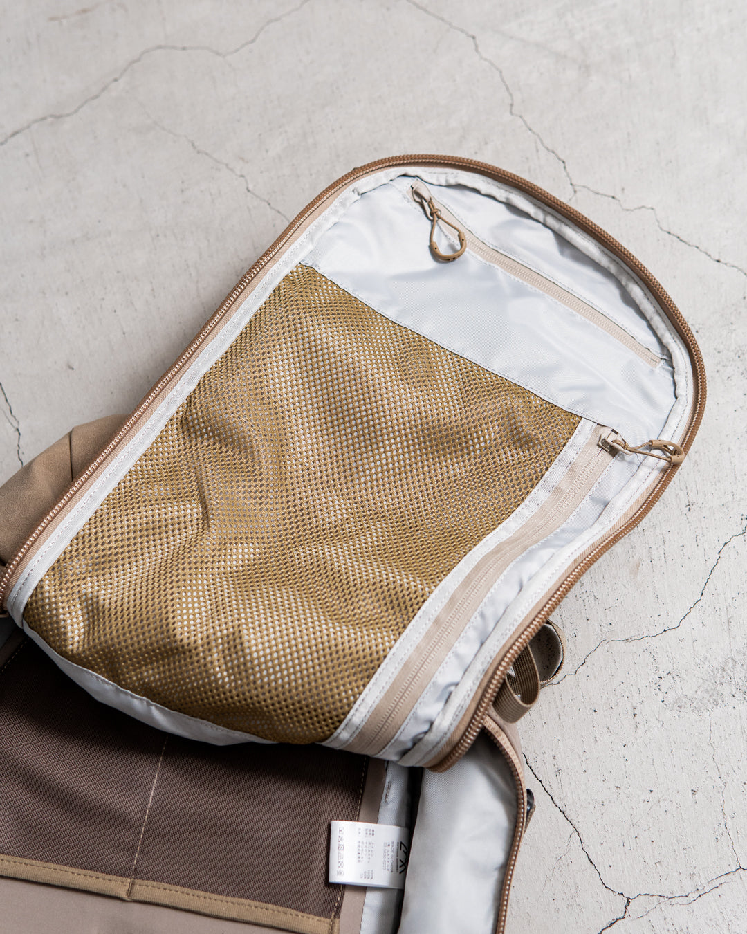 CMF OUTDOOR GARMENT BACKPACKERZ 32 CORDURA BALLISTIC NYLON & SMOOTH NYLON