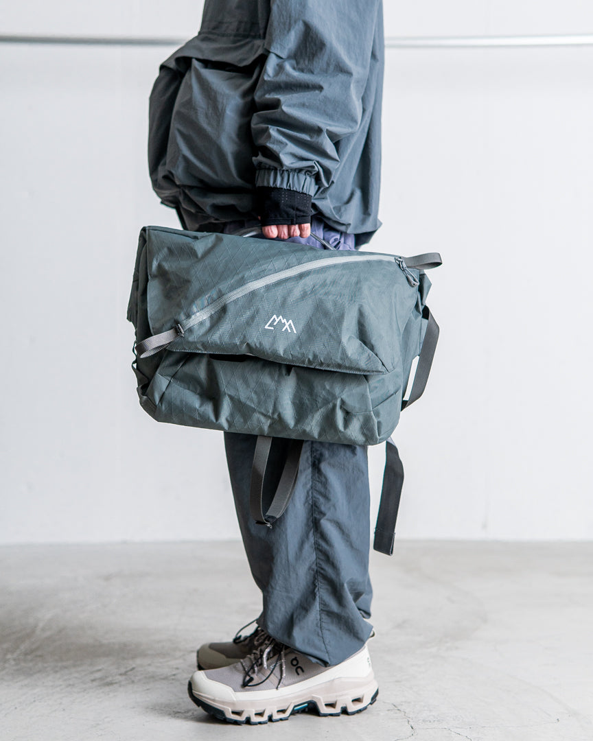 CMF OUTDOOR GARMENT MESSENGER BAG X-PAC