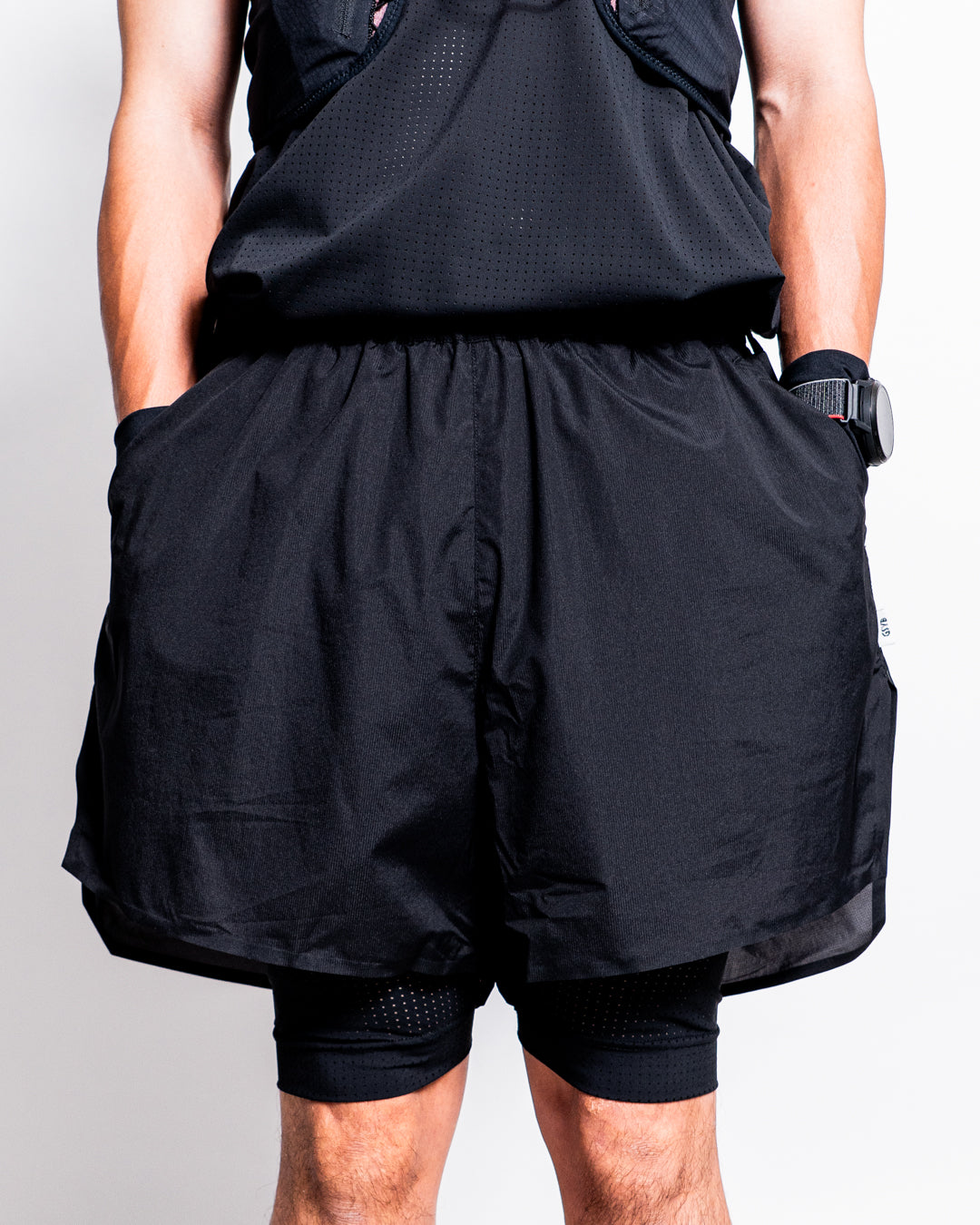 GSYB by CMF OUTDOOR GARMENT RUN SHORTS