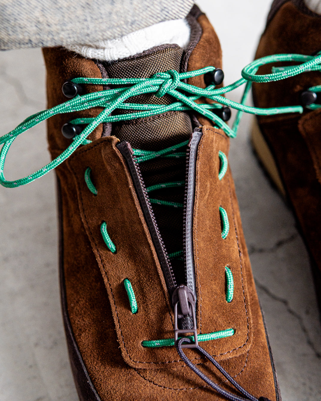 【collaboration】is-ness × SUICOKE FLOW-MID SHOES