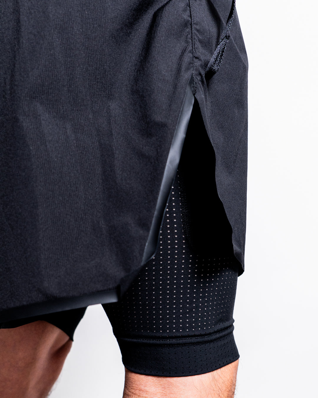 GSYB by CMF OUTDOOR GARMENT RUN SHORTS