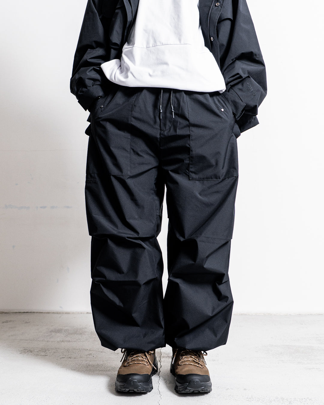 +phenix GORE-TEX WINDSTOPPER® WIDE PANTS