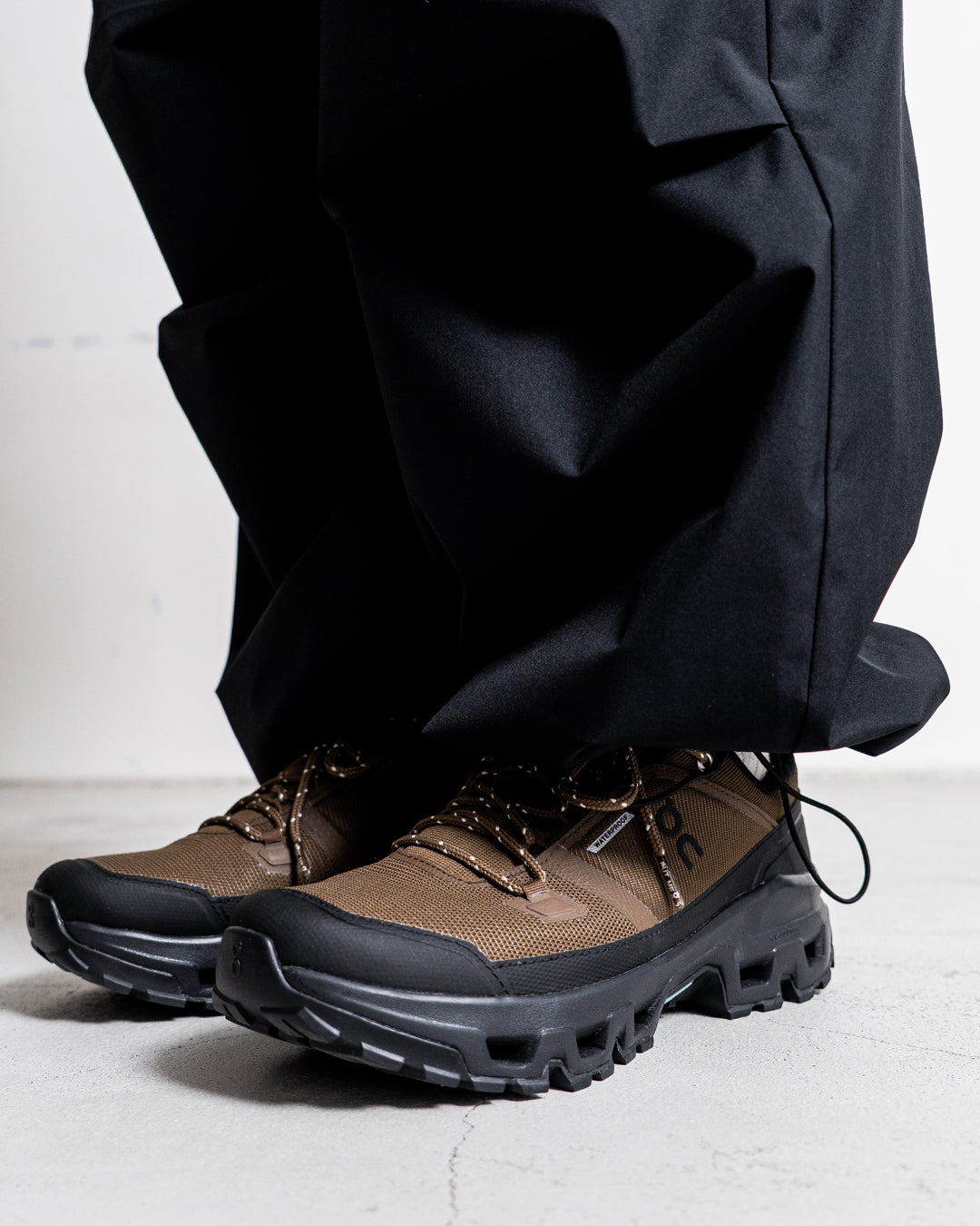 +phenix GORE-TEX WINDSTOPPER® WIDE PANTS