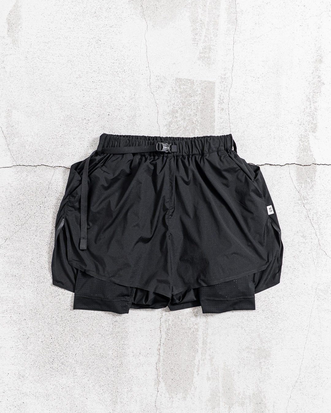 GSYB by CMF OUTDOOR GARMENT RUN SHORTS