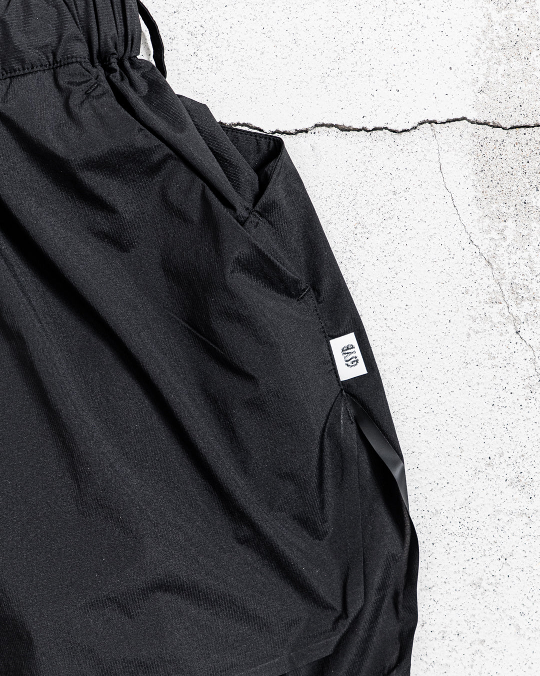 GSYB by CMF OUTDOOR GARMENT RUN SHORTS