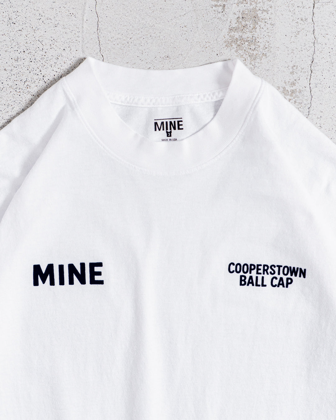 【collabolation】MINE x COOPERS TOWN BALL CAP Flock Print Tee