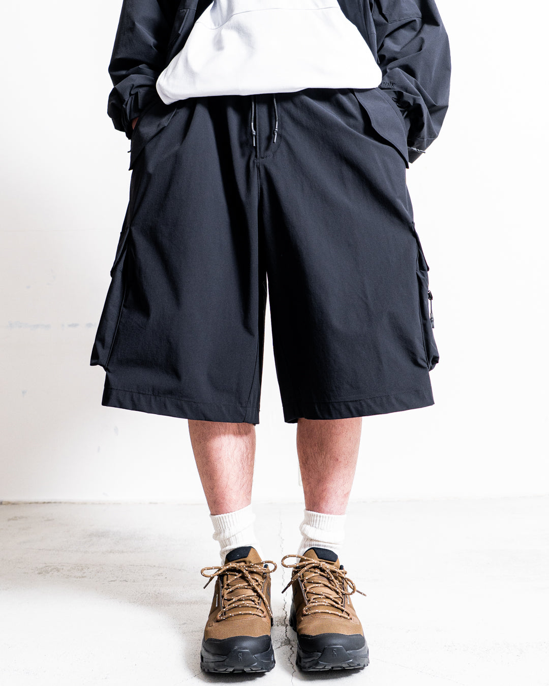 【RESTOCK】+phenix TECH WIDE CARGO SHORTS