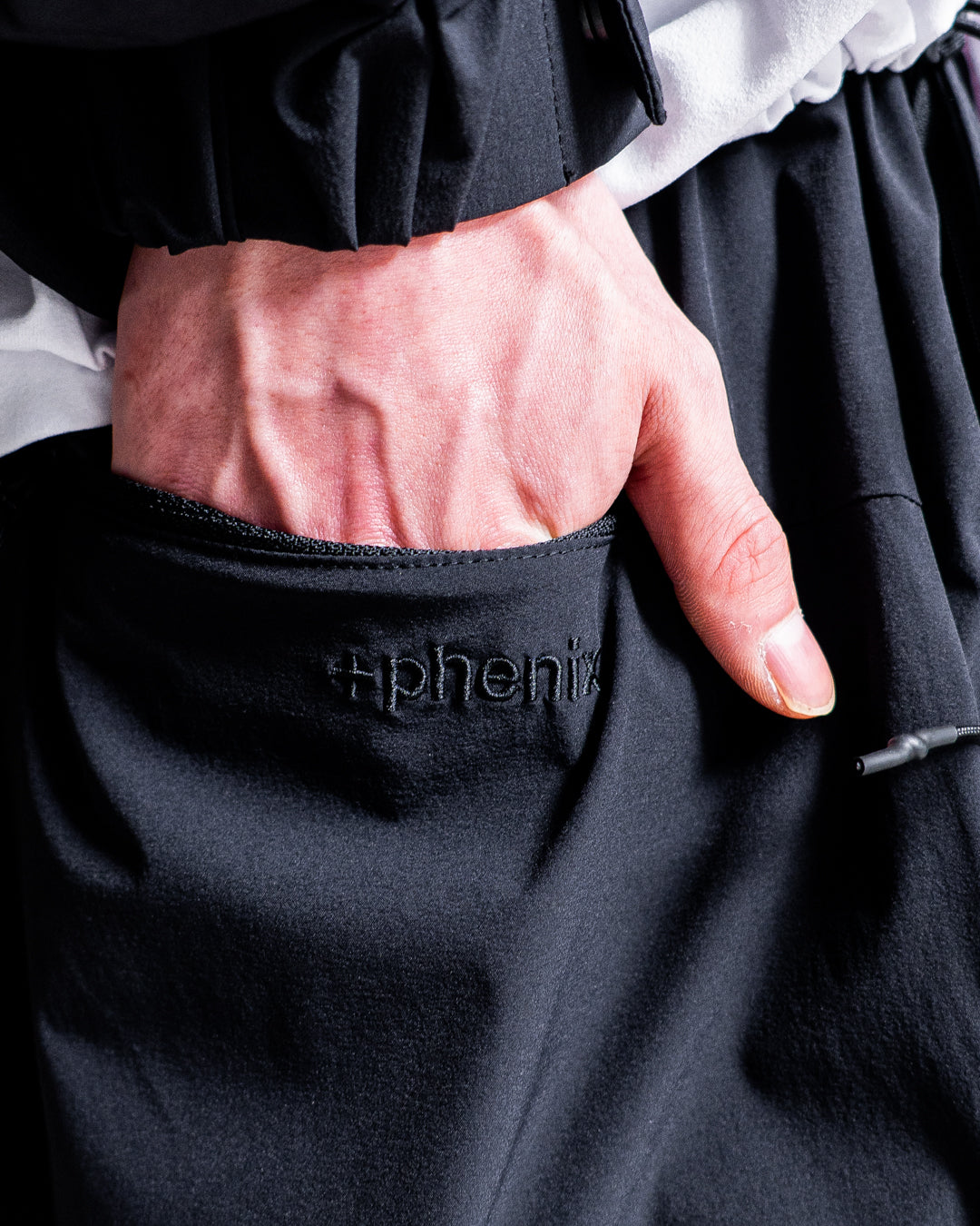 【RESTOCK】+phenix TECH WIDE CARGO SHORTS