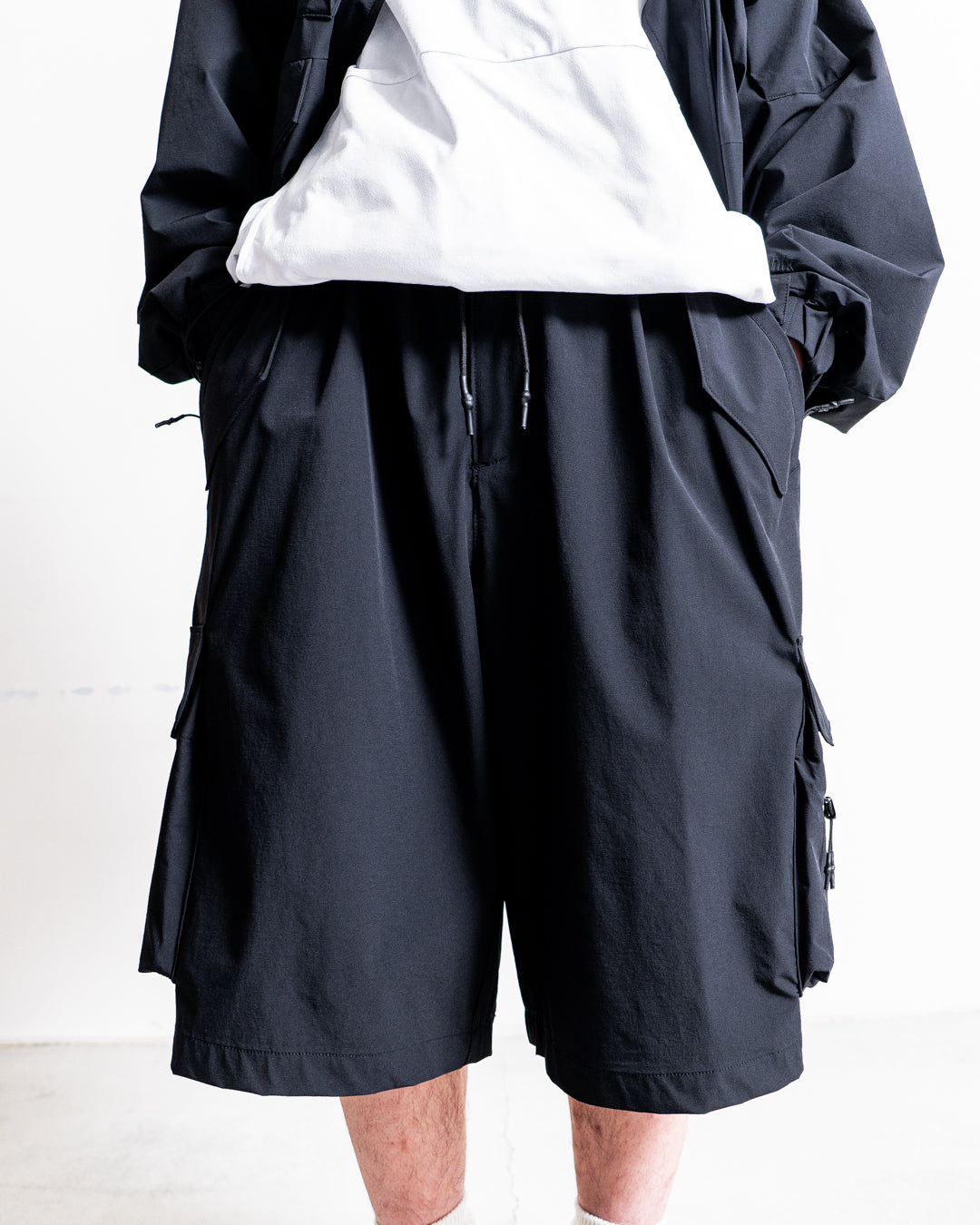 【RESTOCK】+phenix TECH WIDE CARGO SHORTS